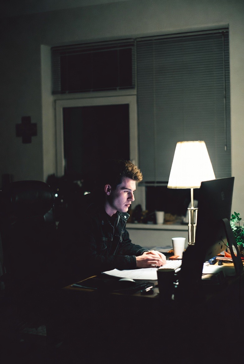 Headleap member starting their morning routine at 6:22 AM